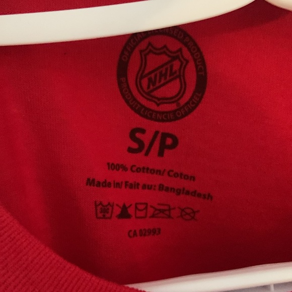 NWT - NHL Detroit Red Wings T-Shirt Men’s Size Small - Picture 3 of 5
